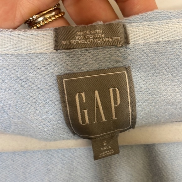 Gap Crop Dip Dyed Hoodie - Picture 4 of 4